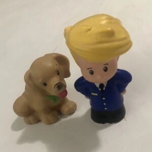 2pc Fisher Price Little People toys